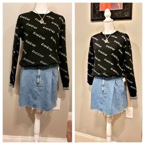 bebe  XL  SWEATER